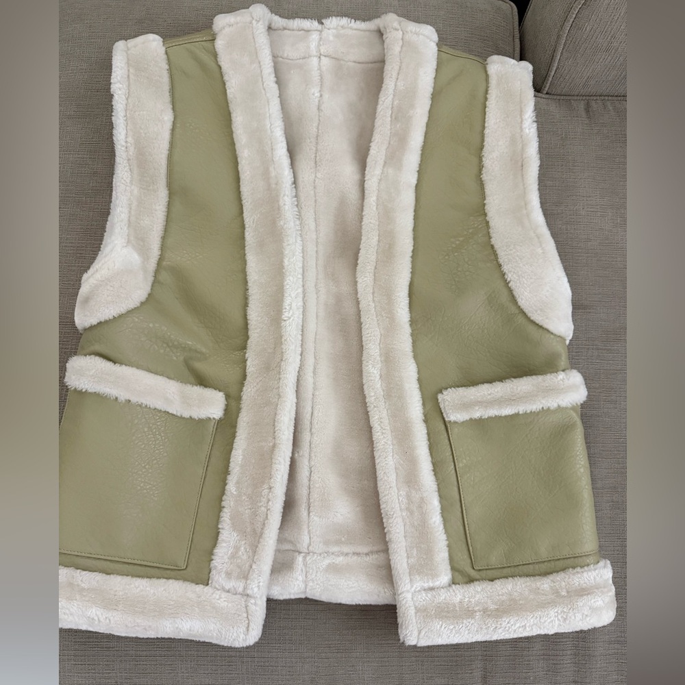 WeWoreWhat reversible vest